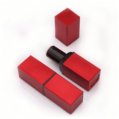 Contenitore di rossetto quadrato elegante con tubo di rossetto confezionato 22*74mm